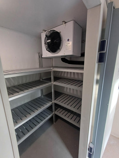 Ali Shelving 775mm Aluminium Cold Room Shelving installed